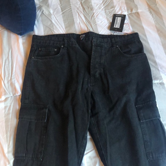 Big & Tall Oversized Cargo Jeans - Picture 1 of 2